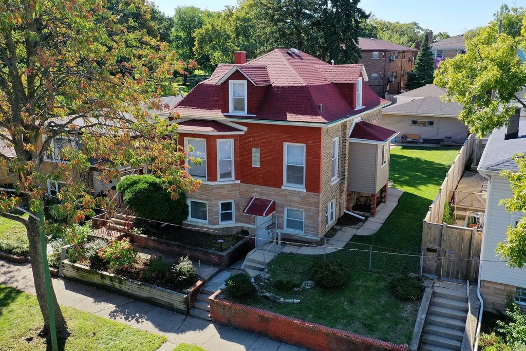 2608 N Merrimac Avenue, Chicago