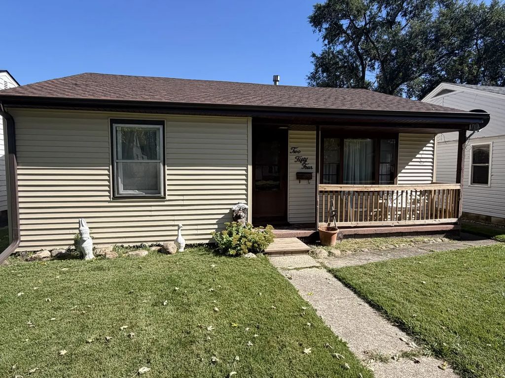 254 S Fulton Avenue, Bradley