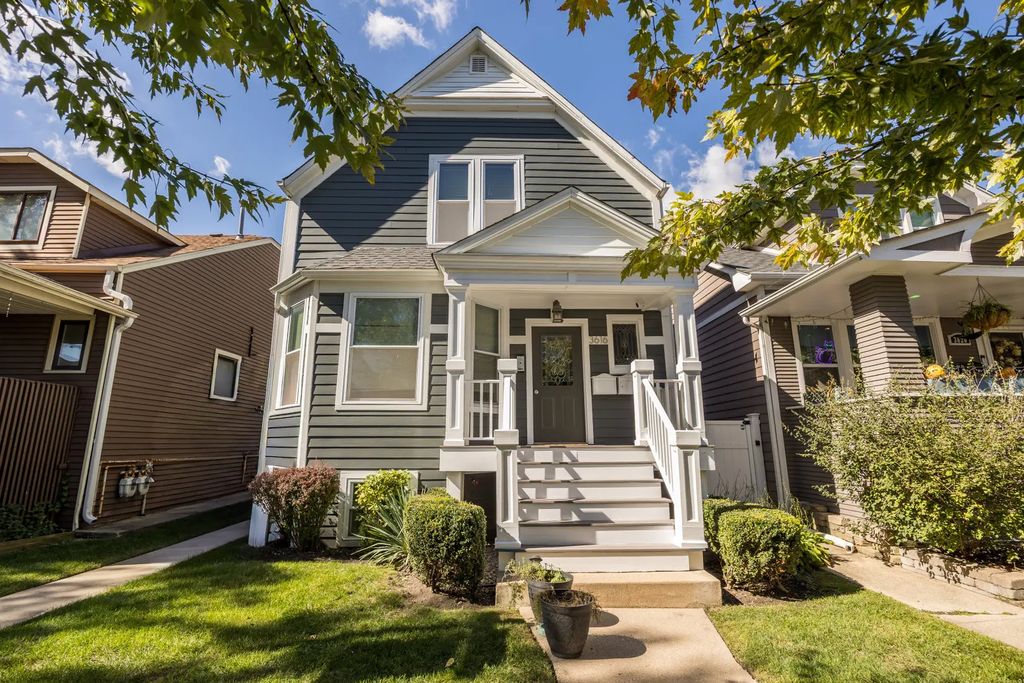 3616 N Christiana Avenue, Chicago