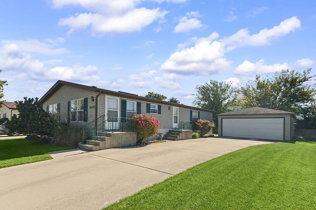 10825 W Gateway Drive, Frankfort