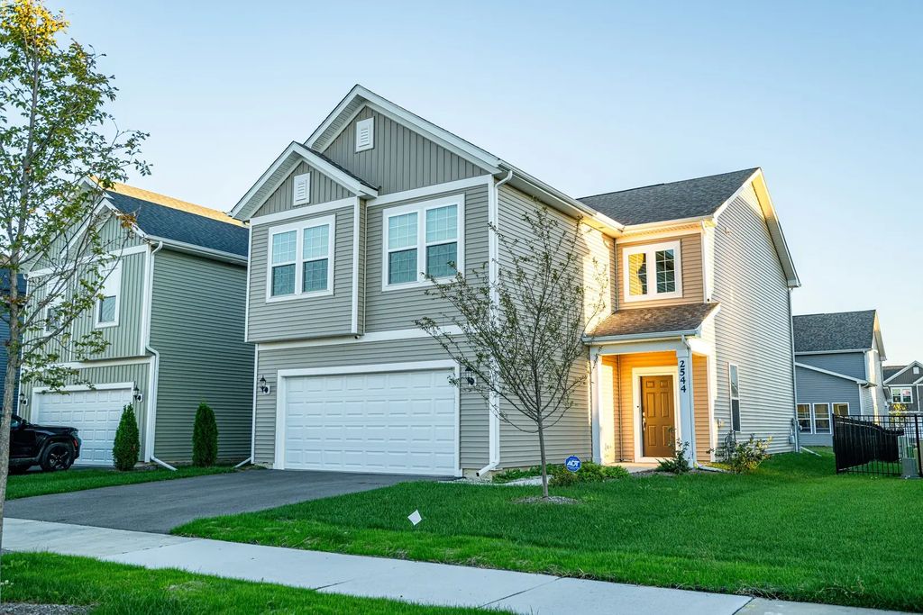 2544 Talishot Road, Naperville