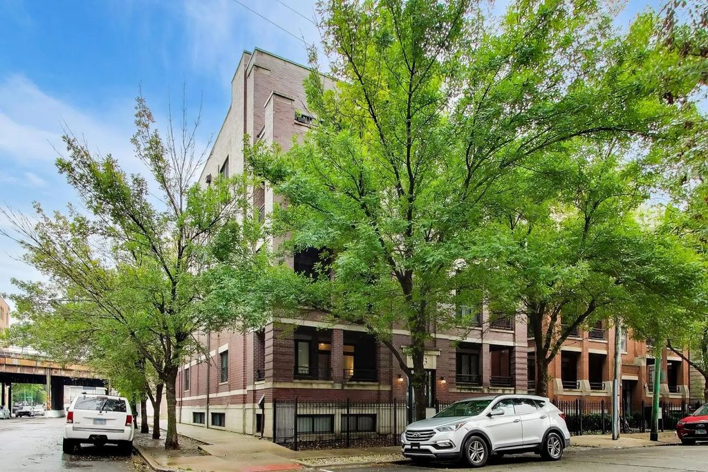 693 N Peoria Street 3n, Chicago
