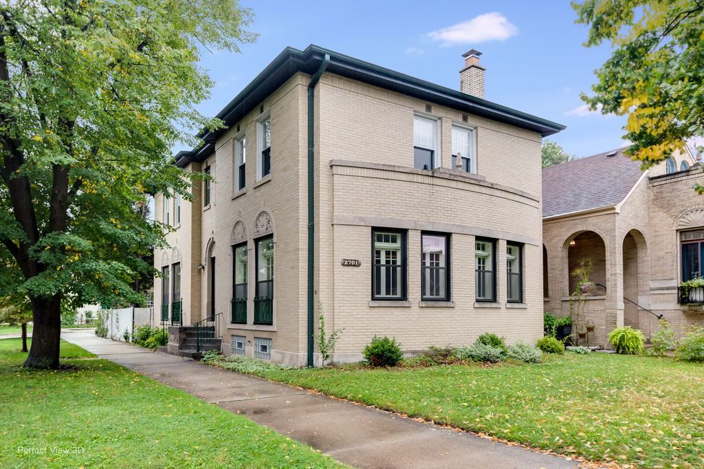 2701 W Farwell Avenue, Chicago