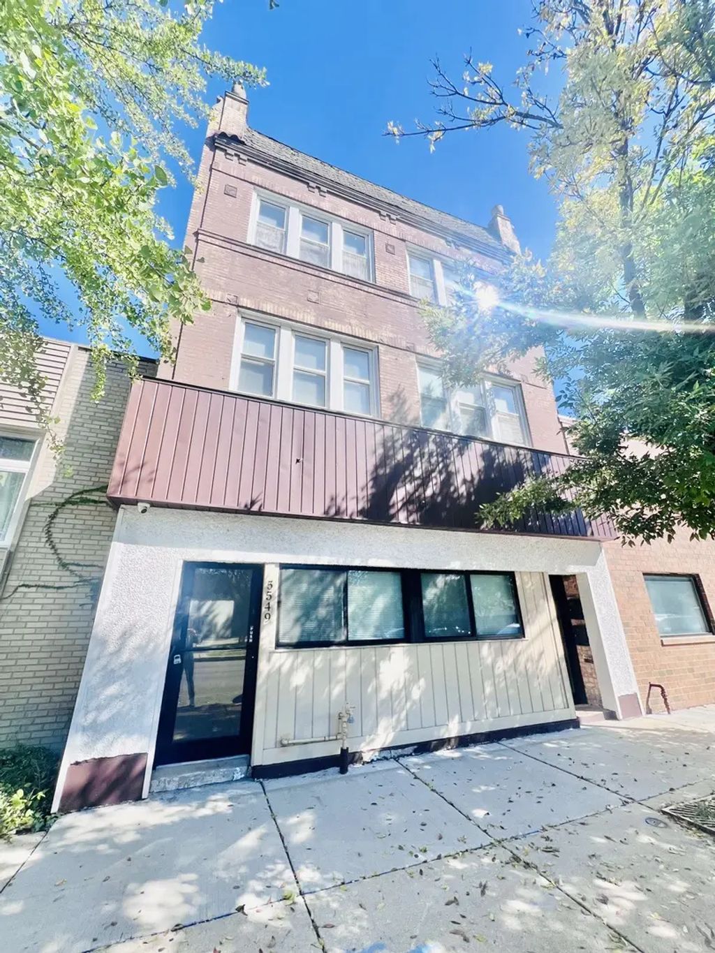 5549 N Lincoln Avenue 1, Chicago