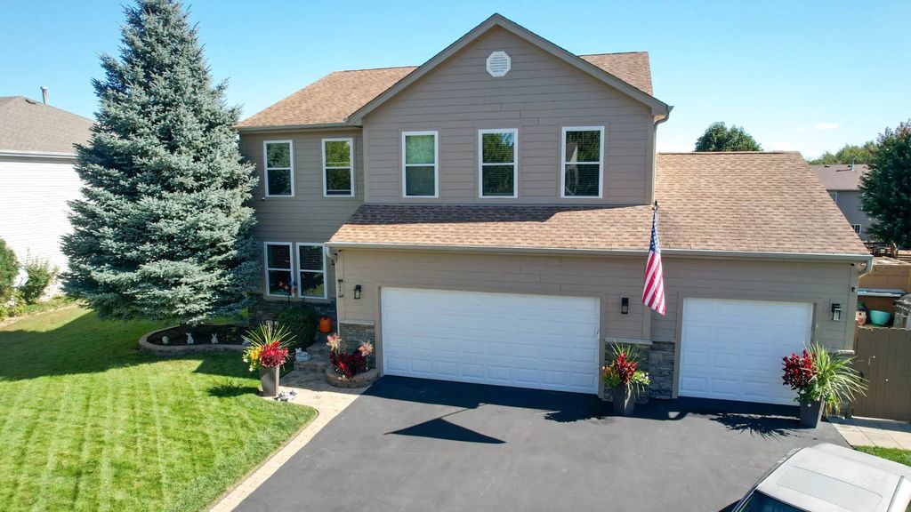 2002 Kennedy Drive, McHenry
