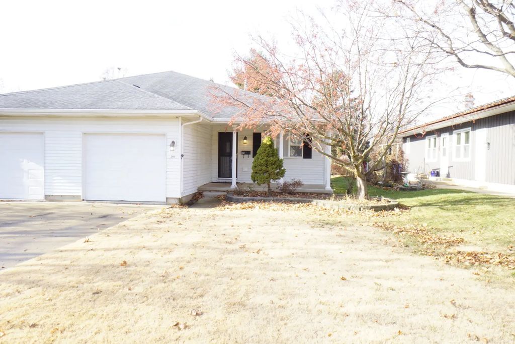 280 S East Avenue, South Elgin