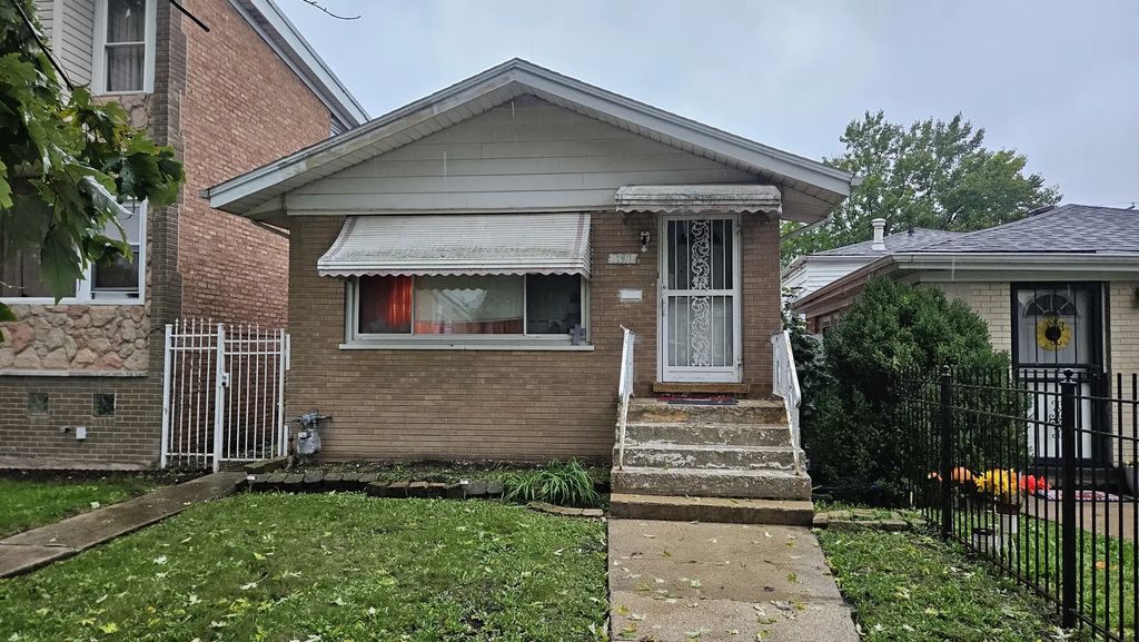 7311 S Seeley Avenue, Chicago