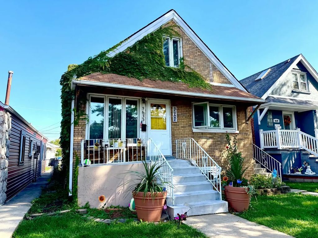 5633 S Kolmar Avenue, Chicago