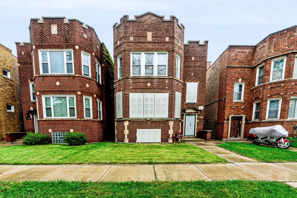 7723 S Constance Avenue, Chicago
