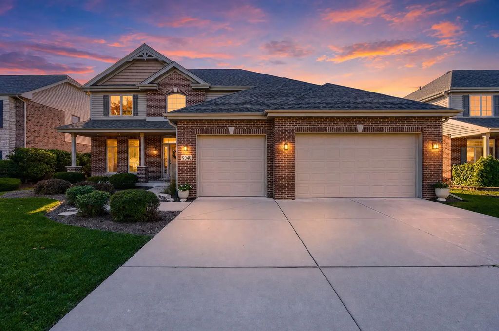 9040 Witham Lane, Woodridge