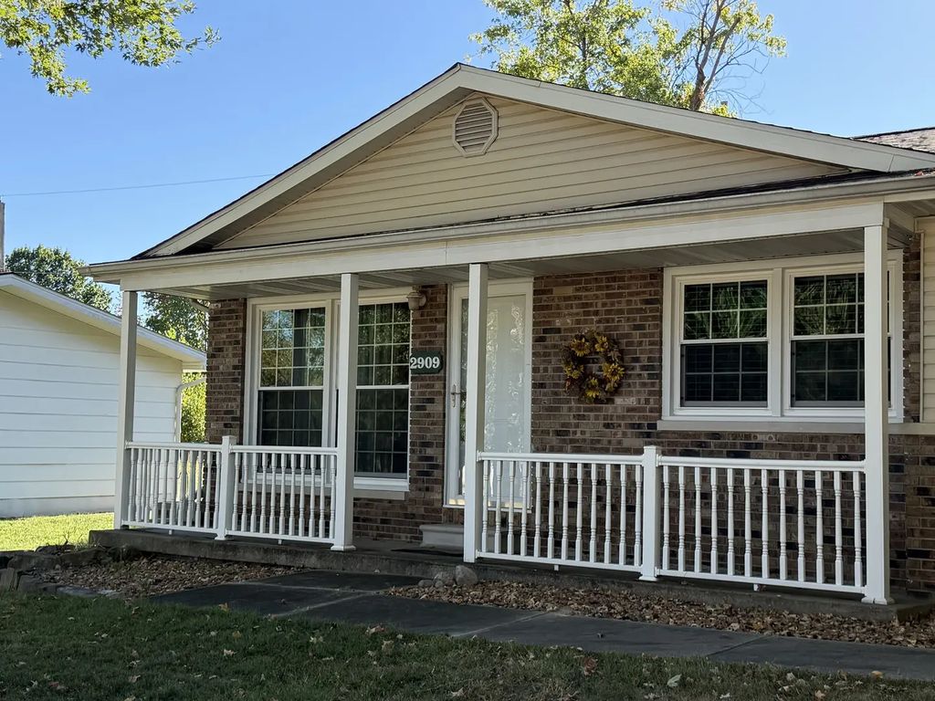 2909 Apple Avenue, Mt Vernon