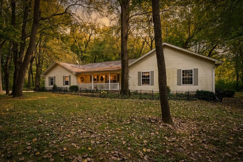 9360 Forest Creek Lane, Bloomington
