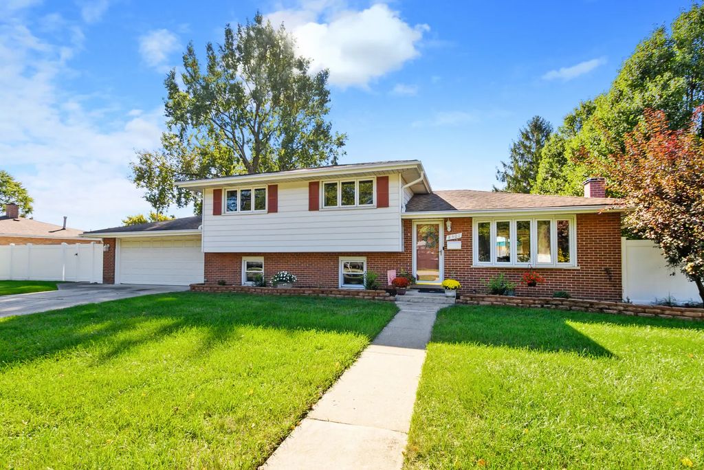 8301 Narragansett Avenue, Burbank