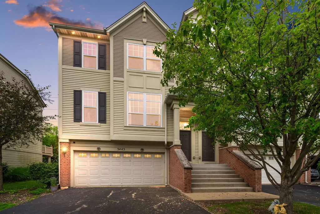 3443 Bradbury Circle, Aurora