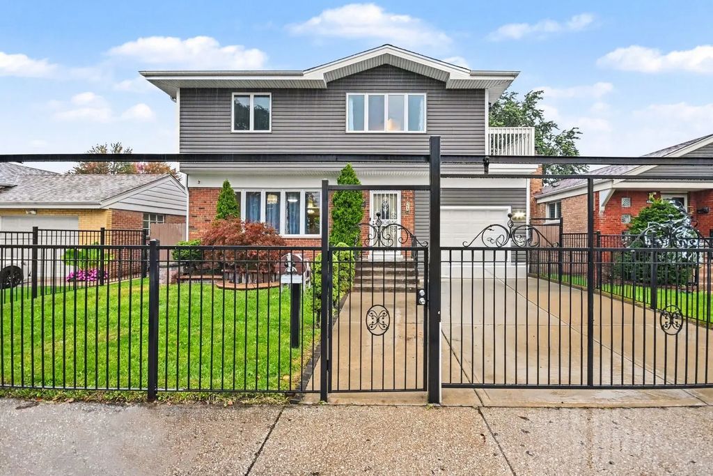4260 W 82nd Place, Chicago