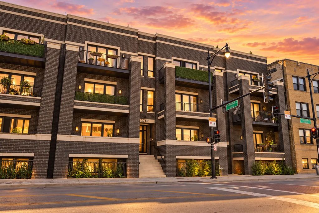 2759 W Lawrence Avenue 2w, Chicago