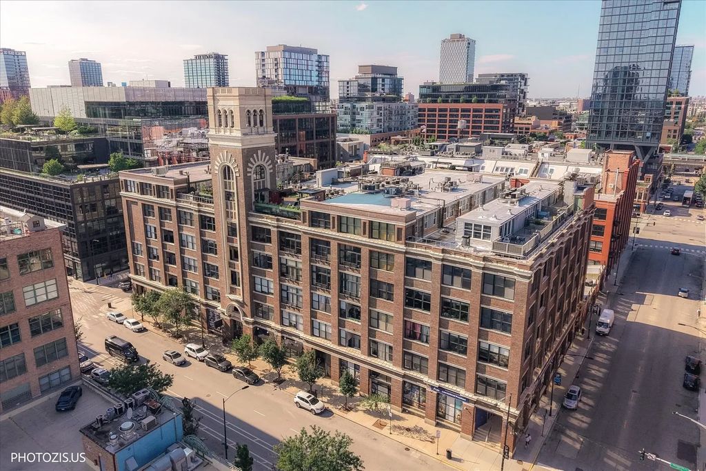 1000 W Washington Boulevard 202, Chicago