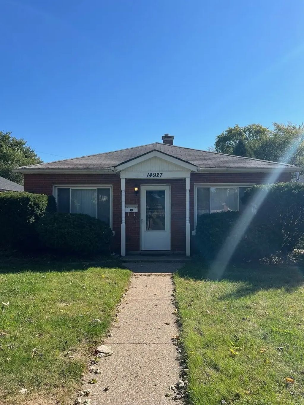 14927 Champlain Avenue, Dolton
