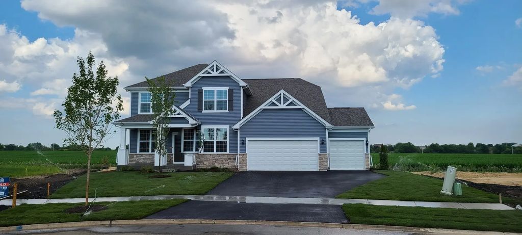 1830 Lewis Drive, Deerfield