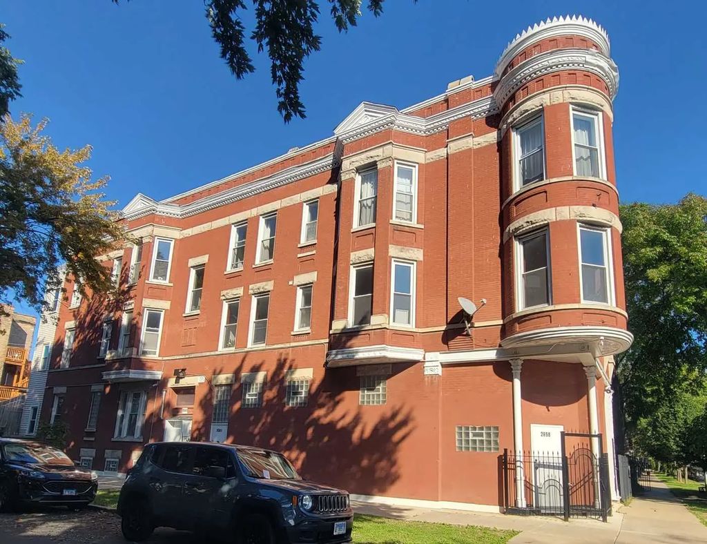 1341 N Washtenaw Avenue 1f, Chicago