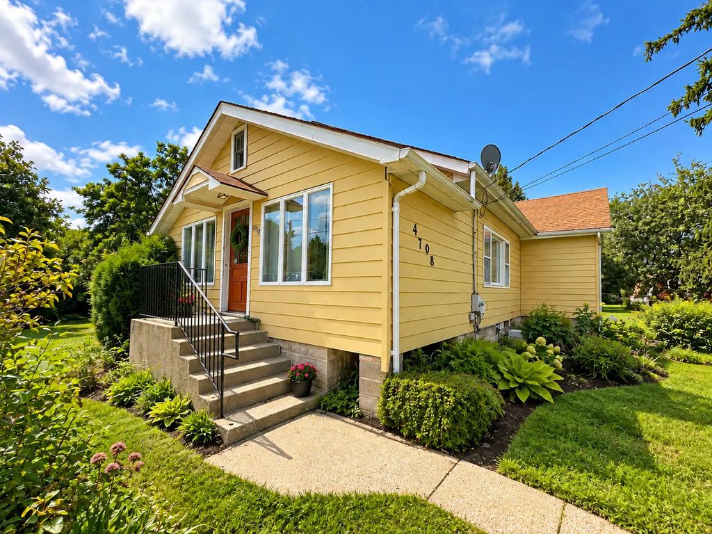 4708 Roslyn Road, Downers Grove