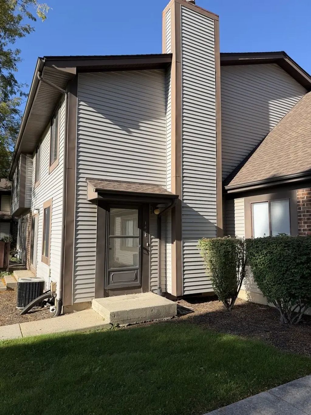 1803 Raintree Court, Sycamore
