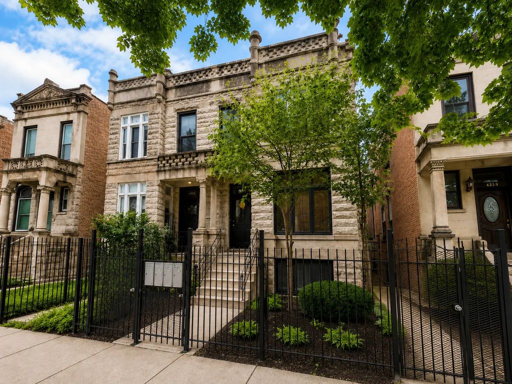 4837 S Forrestville Avenue G, Chicago