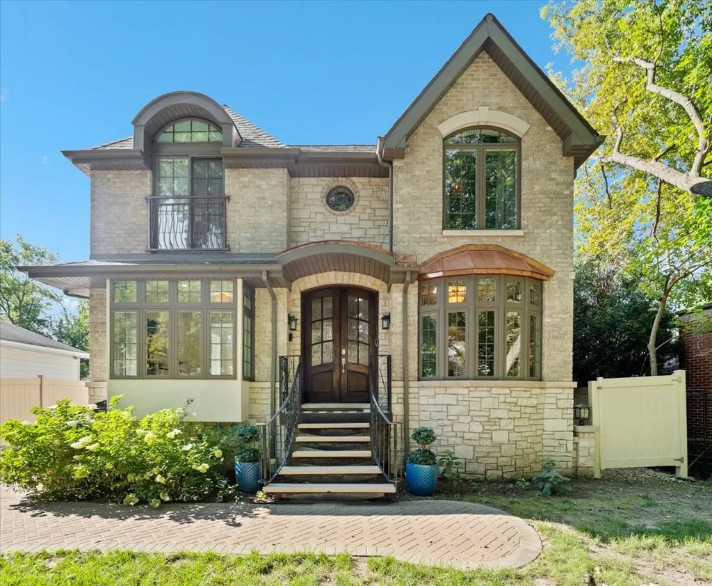1180 Taylor Avenue, Highland Park