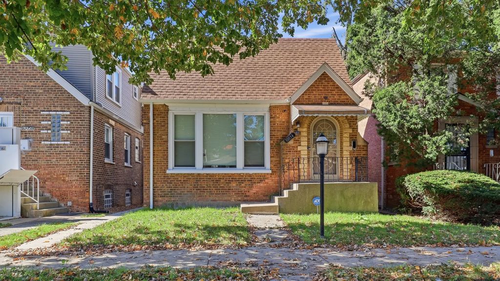 10054 S Saint Lawrence Avenue, Chicago