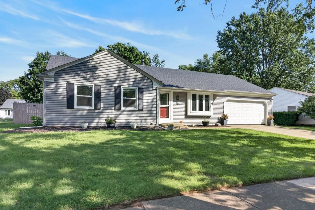 16 Sherwick Road, Oswego