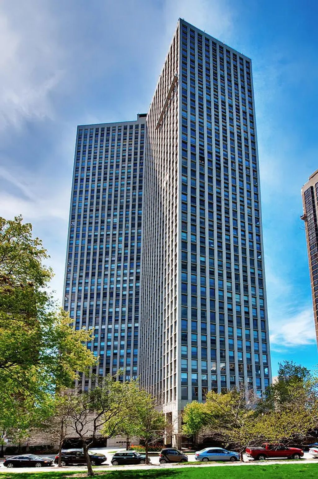 2626 N Lakeview Street 2106, Chicago