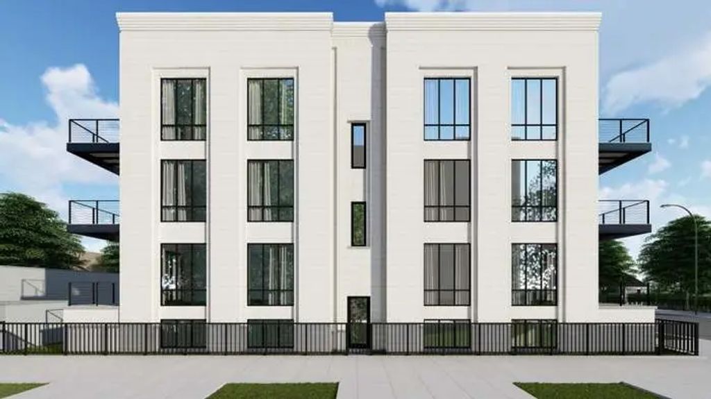 1205 N Spaulding Avenue 3s, Chicago