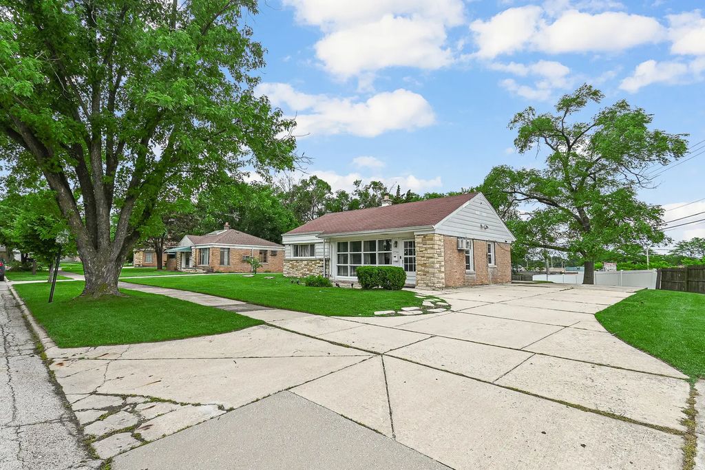17561 Sycamore Drive, Homewood