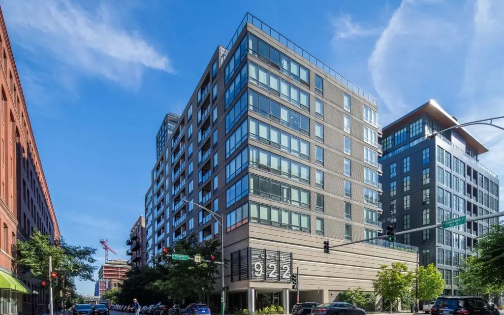 922 W Washington Boulevard 406, Chicago