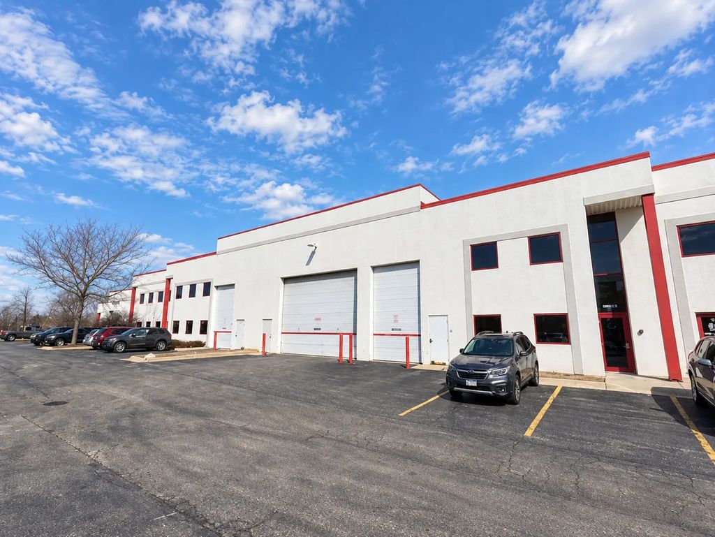 11978 Oak Creek Parkway, Huntley