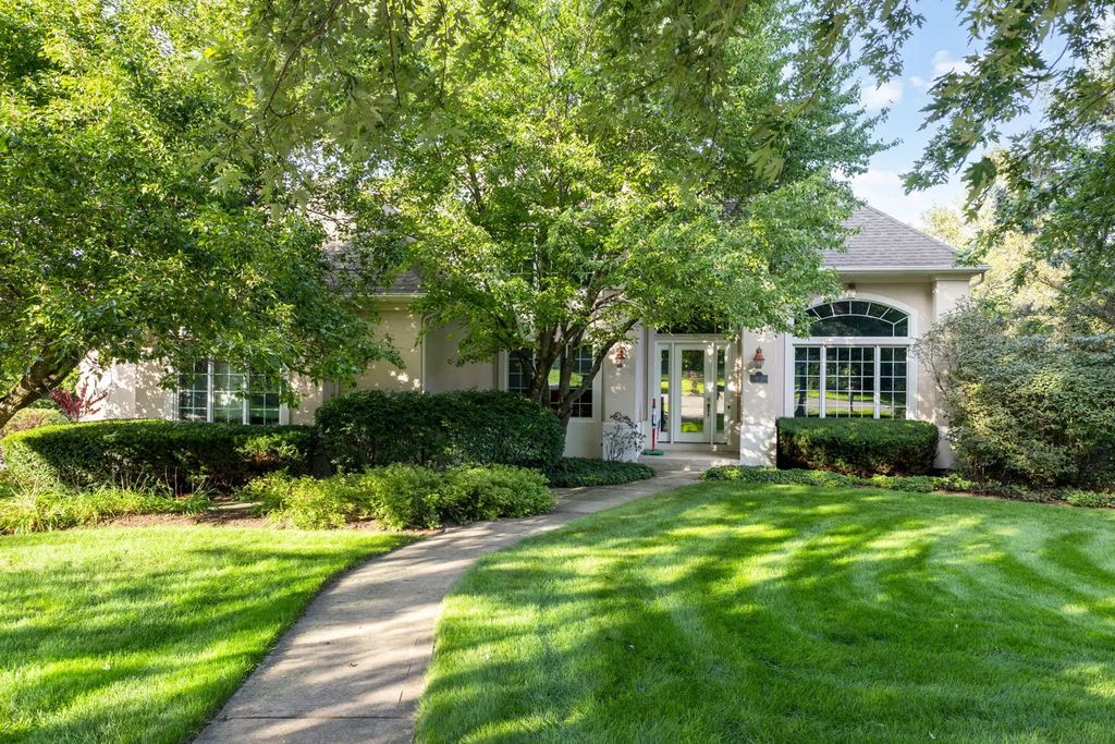 38w590 Barb Hill Drive, St. Charles