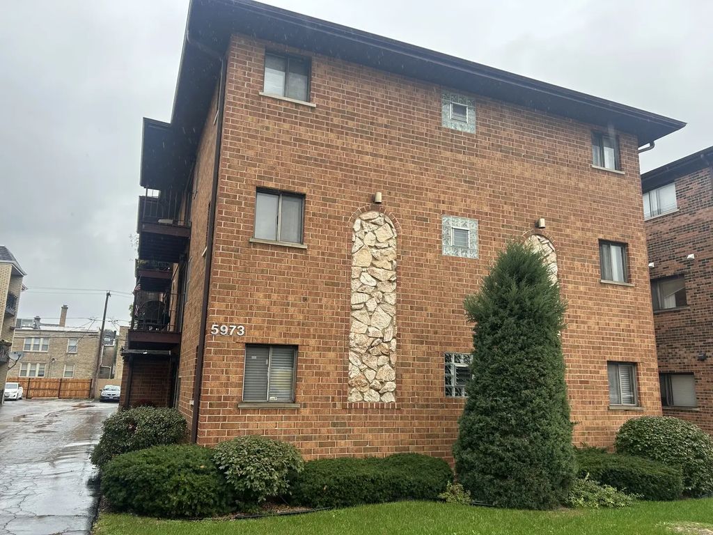 5973 N Northwest Highway 1c, Chicago