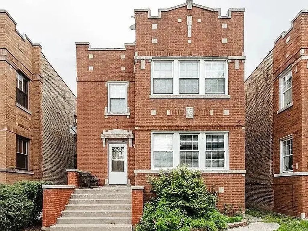 4708 W Altgeld Street 2, Chicago