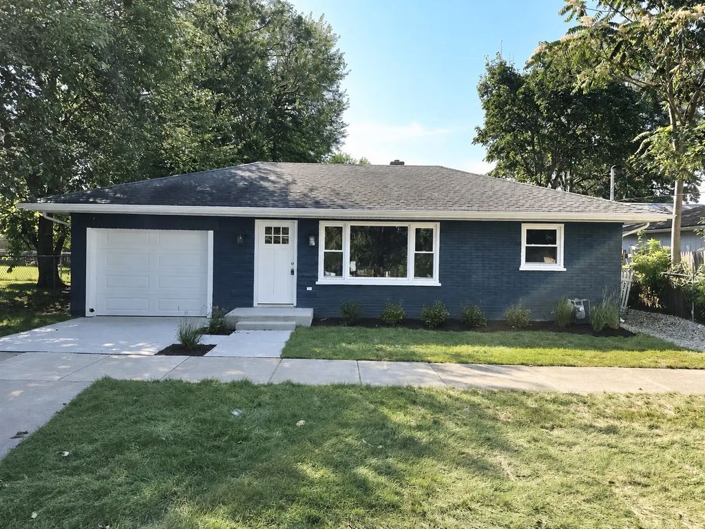 464 Trask Street, Aurora