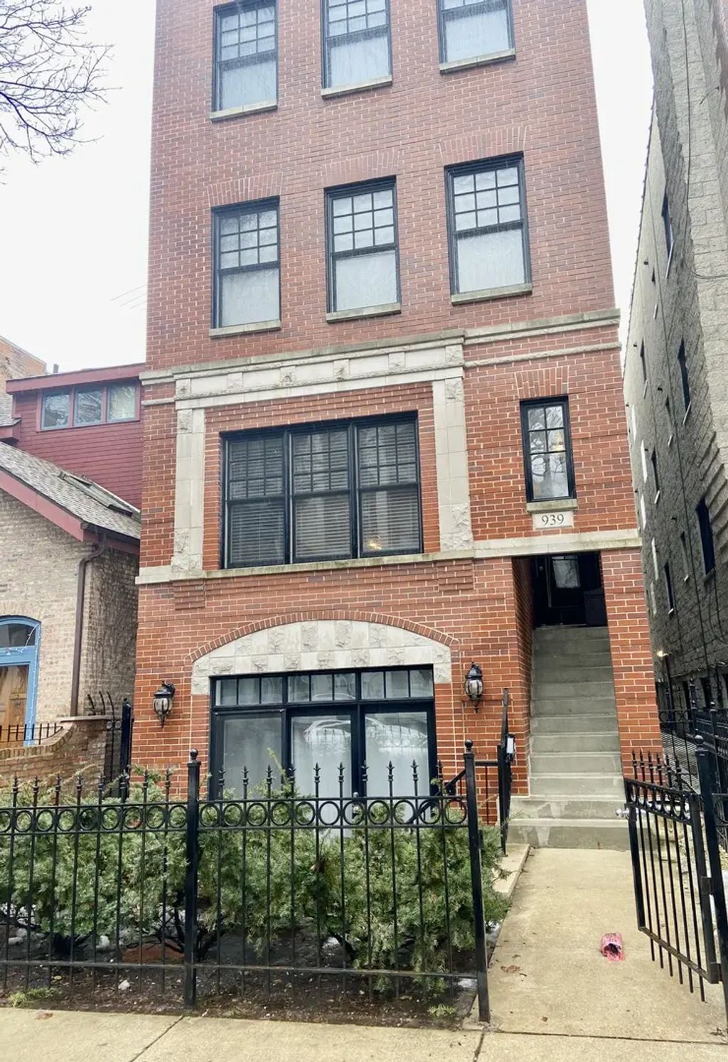 939 W Montana Street G, Chicago