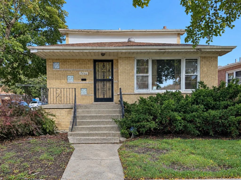 2650 W 83rd Place, Chicago