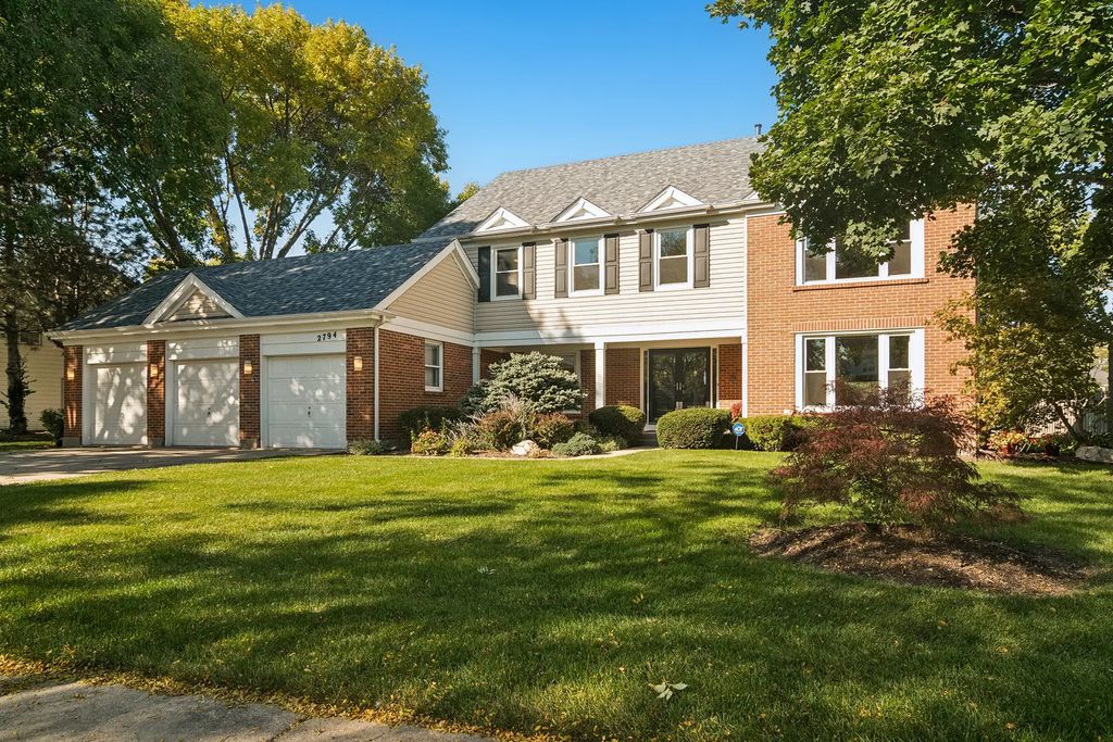 2794 Whispering Oaks Drive, Buffalo Grove