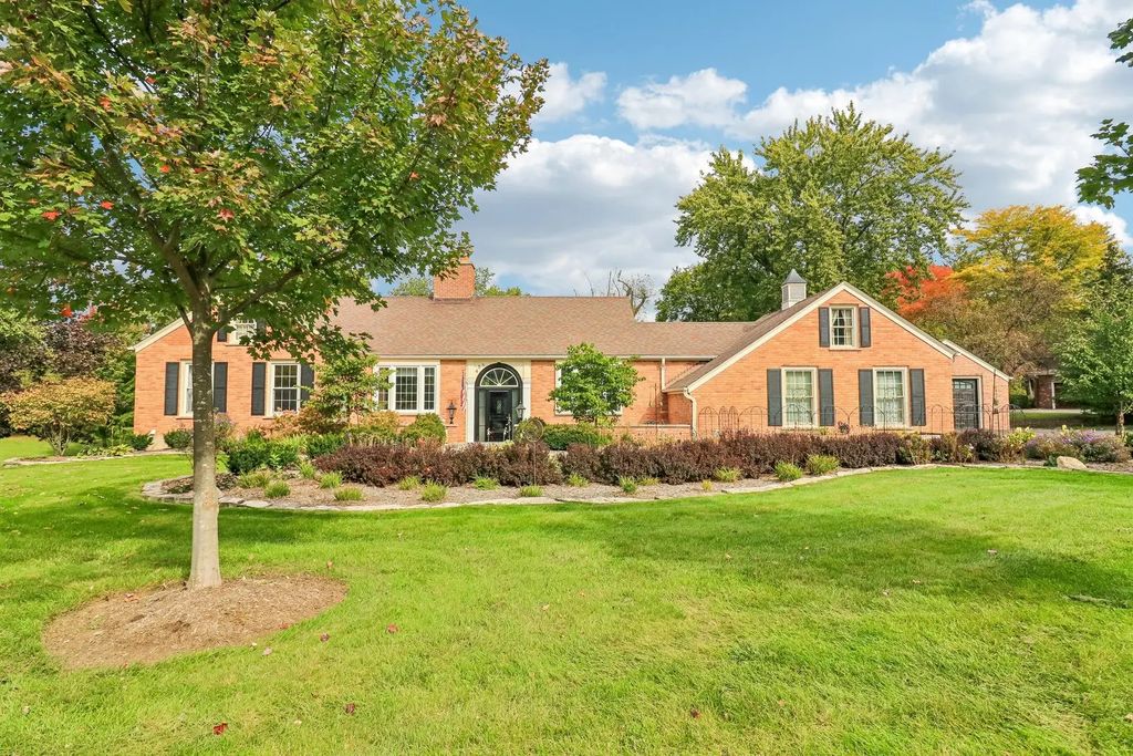 458 Pinewoods Drive, North Barrington