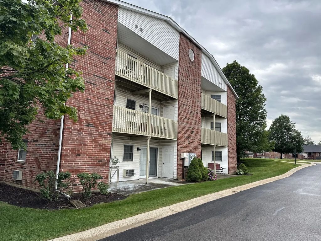 551 Leah Lane 3b, Woodstock