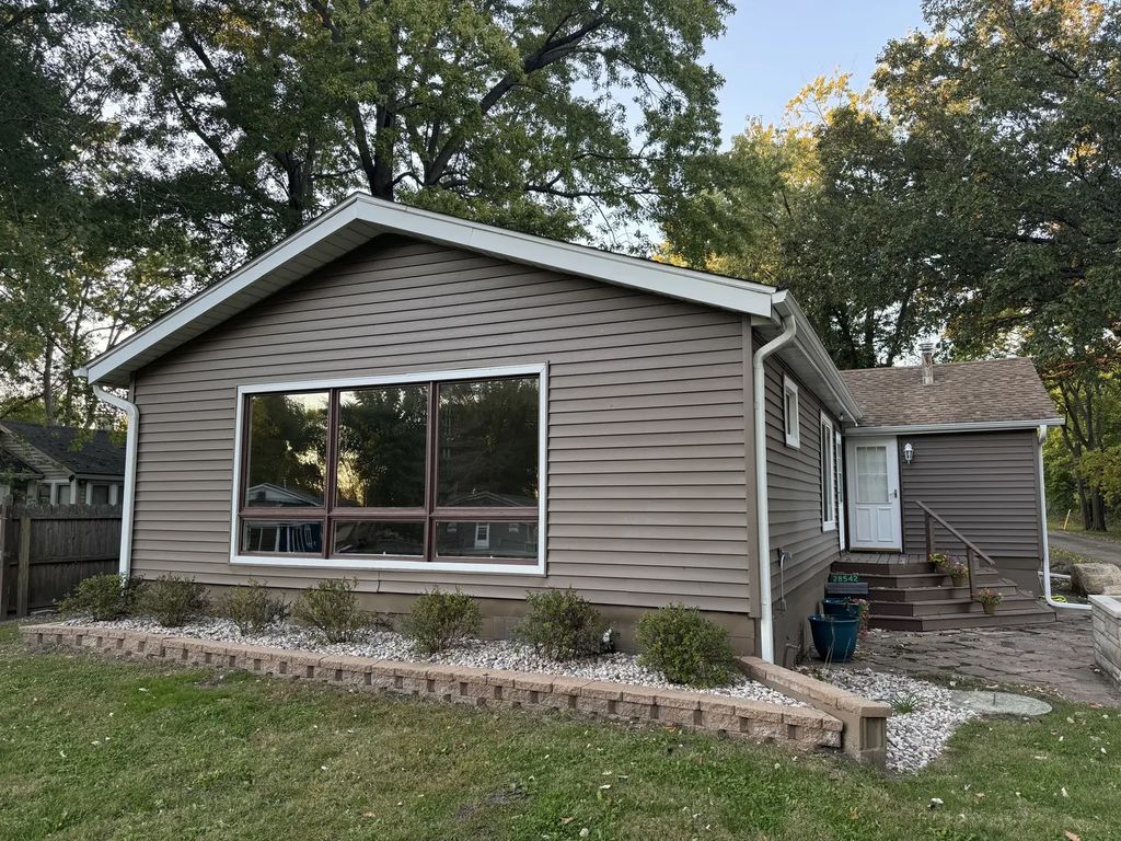28542 S Walleye Lane, Wilmington
