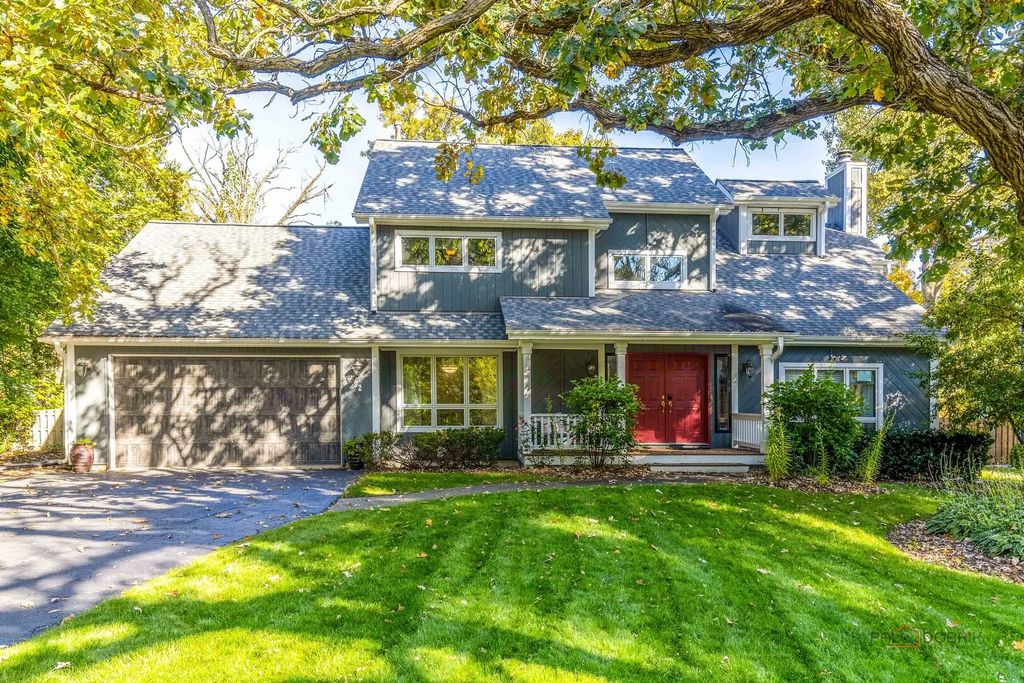 92 Golfview Road, Lake Zurich