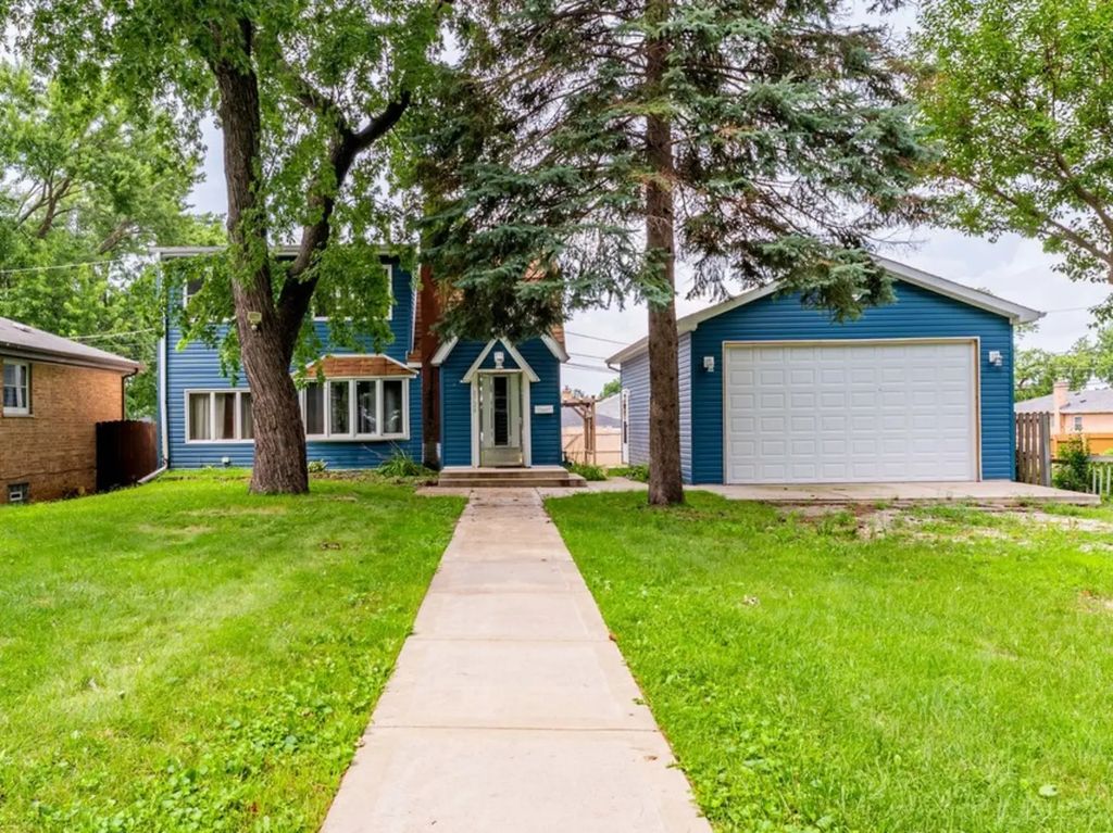 8728 S Rockwell Avenue, Evergreen Park