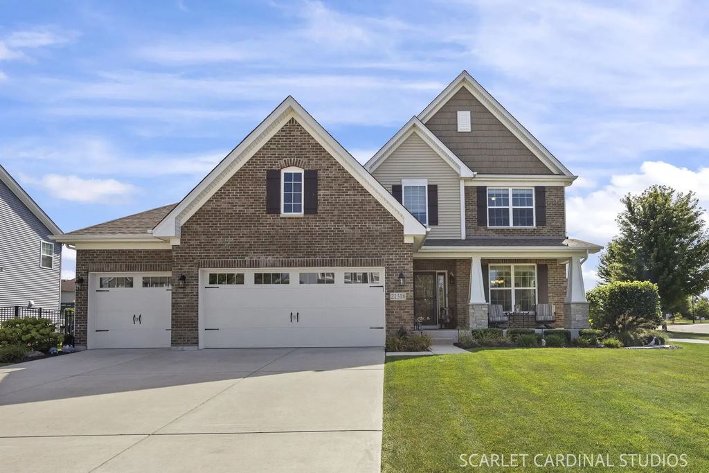 21318 Willow Pass, Shorewood
