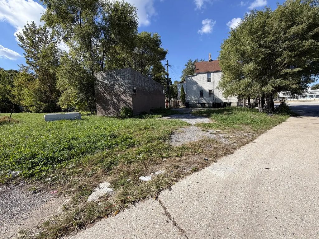 611 W 51st Street, Chicago