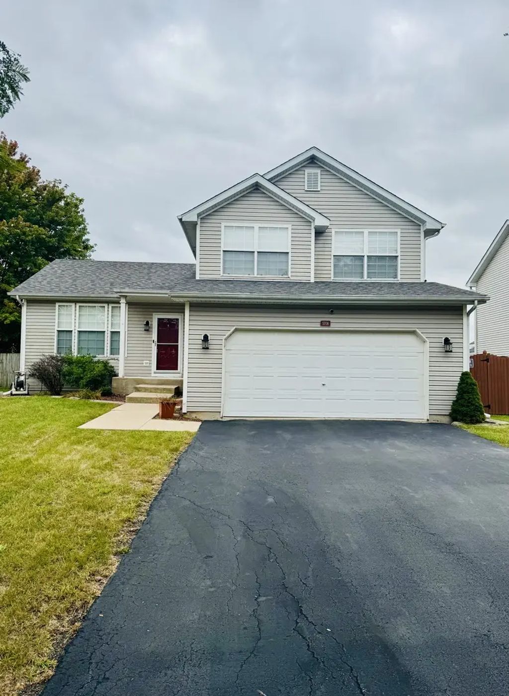 5708 Brosam Drive, Plainfield